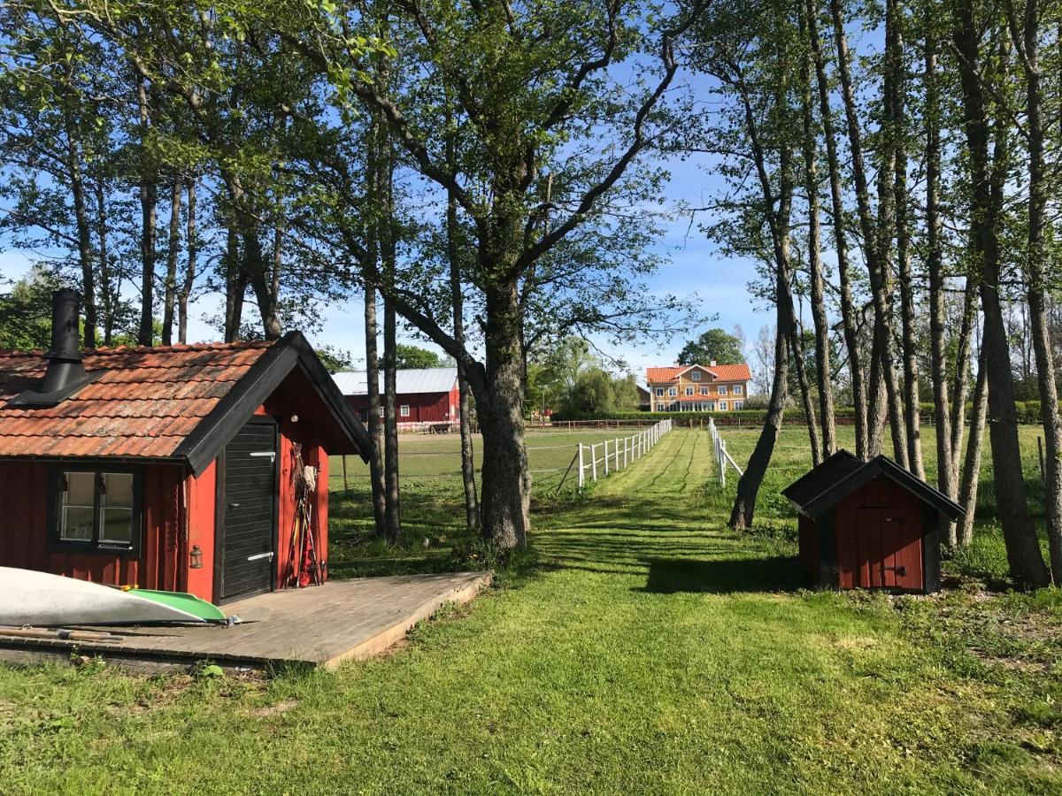 Nice Holiday House At Horse Farm With Lake And Sauna Holo  Exterior foto